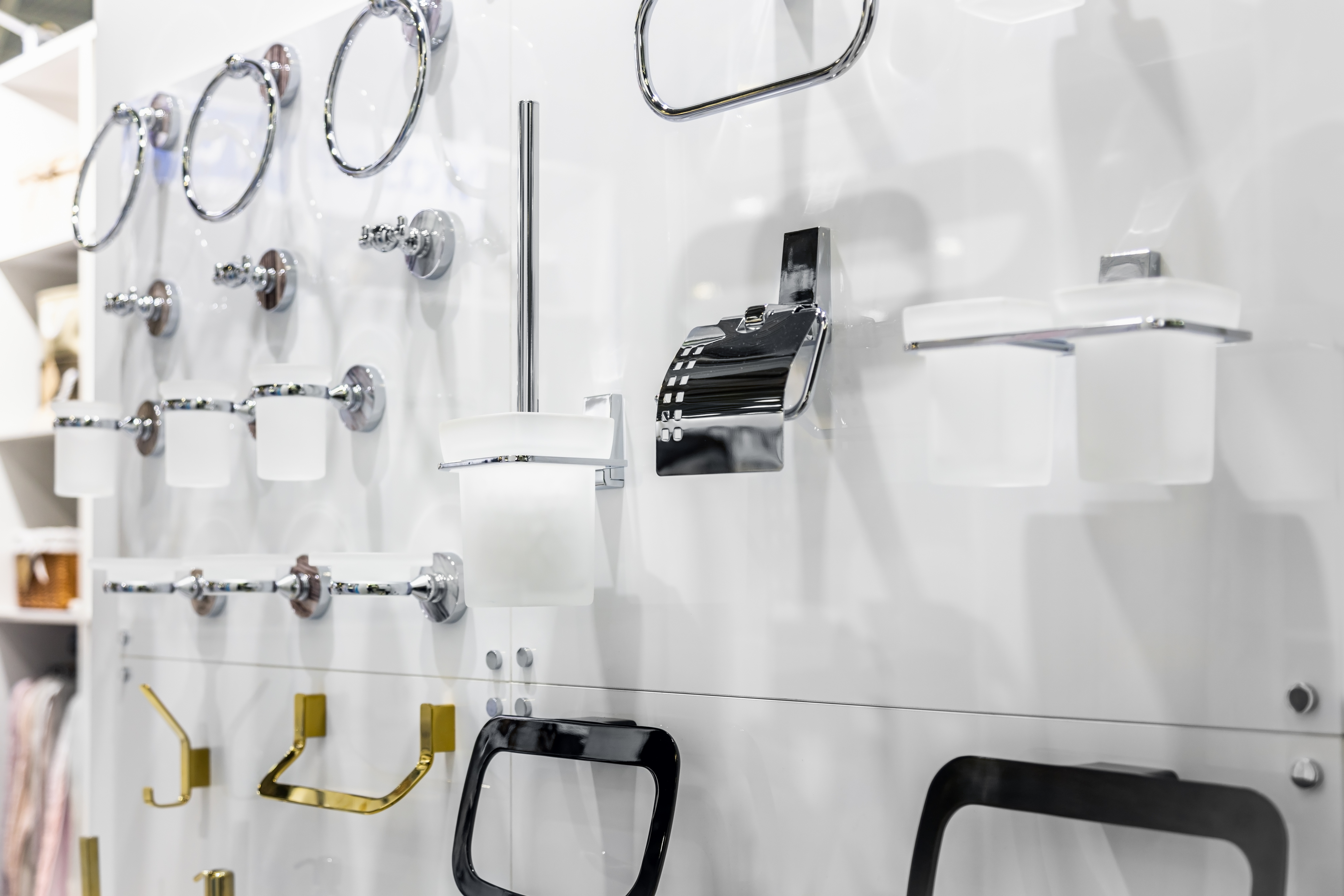 Bathroom Accessories & Hardware